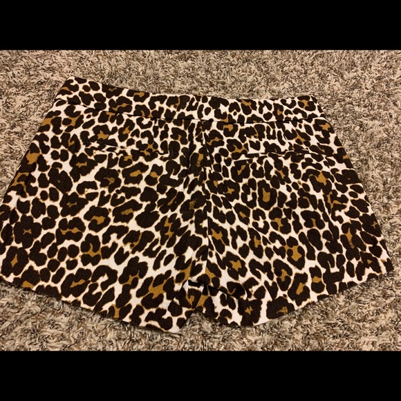 Women’s J. Crew animal print shorts size 00 - Picture 2 of 6